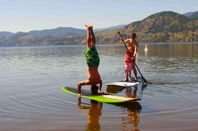 Headstand-on-a-surf-board Headstand-on-a-surf-board