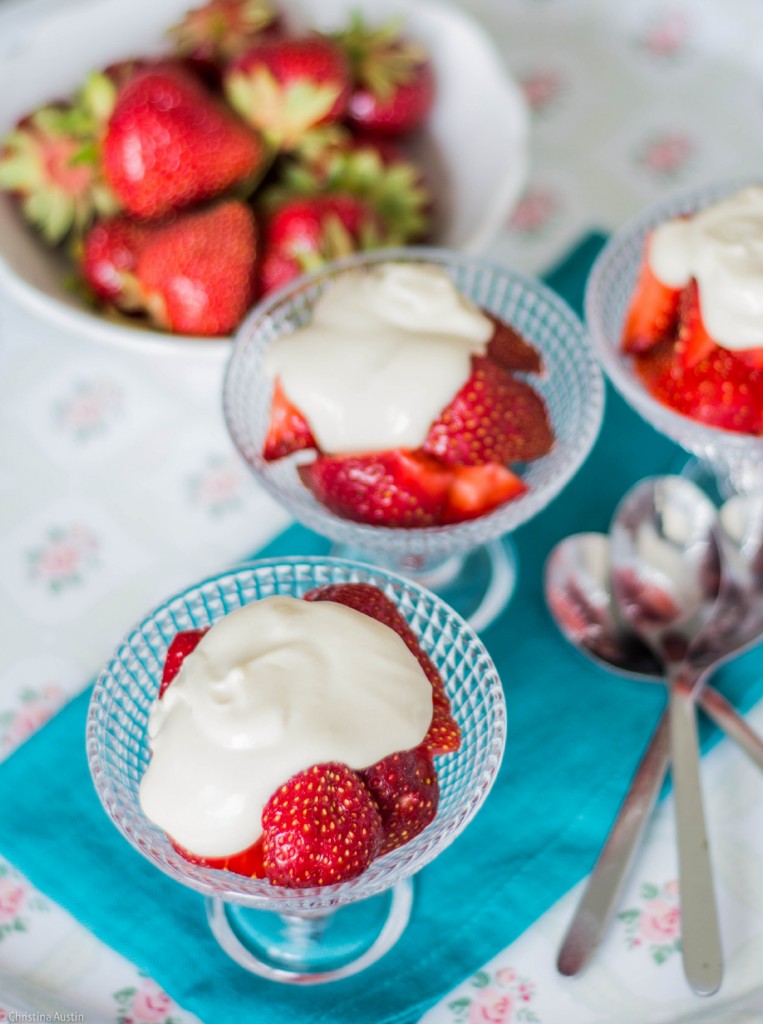 Strawberries-with-Creme-Fraiche