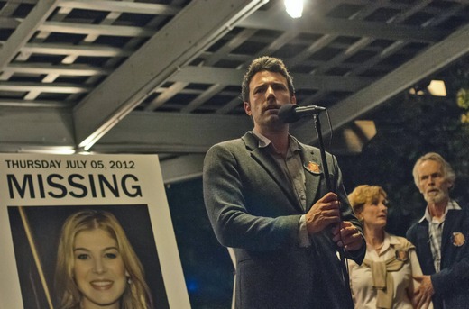 DF-01826cc - Nick Dunne (Ben Affleck) finds himself the chief suspect behind the shocking disappearance of his wife Amy (Rosamund Pike), on their fifth anniversary.