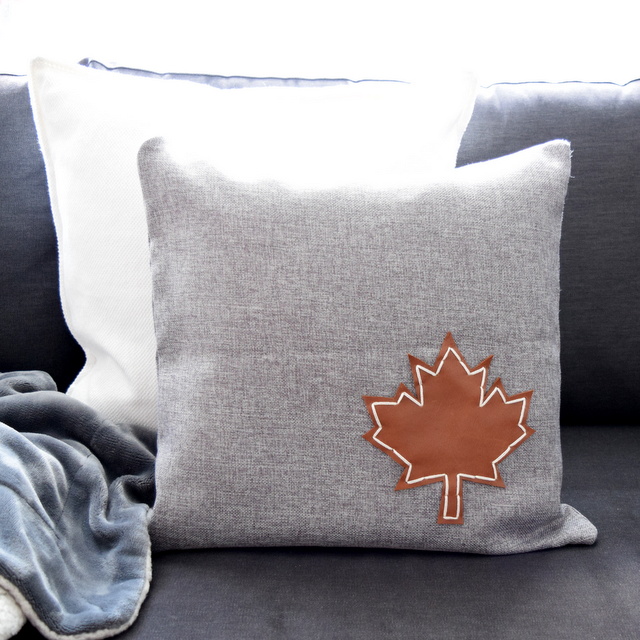 DIY-Leather-Embellished-Pillow-Maple-Leaf-Canadiana-northstory.ca-1