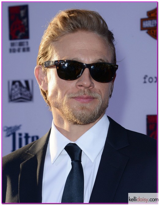 'Sons Of Anarchy' Season 7 Premiere 51523008 Celebrities at the 'Sons Of Anarchy' Season 7 Premiere at the Chinese Theatre in Hollywood, California on September 6, 2014. Celebrities at the 'Sons Of Anarchy' Season 7 Premiere at the Chinese Theatre in Hollywood, California on September 6, 2014.
Pictured: Charlie Hunnam FameFlynet, Inc - Beverly Hills, CA, USA - +1 (818) 307-4813 RESTRICTIONS APPLY: NO FRANCE