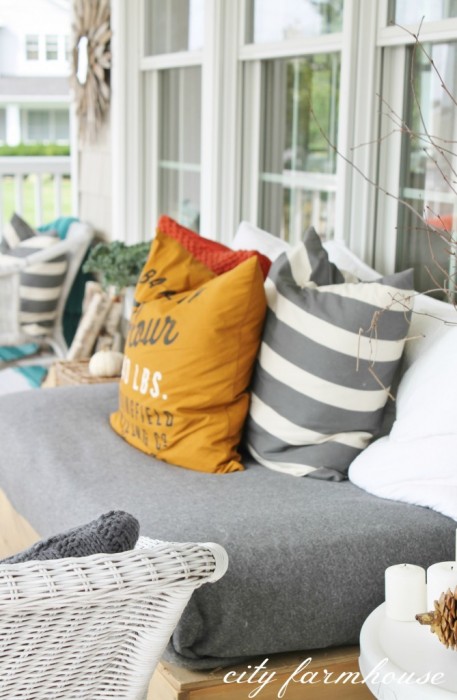 Rustic-Fall-Pillows-H-M1-669x1024-457x700 Rustic-Fall-Pillows-H-M1-669x1024-457x700