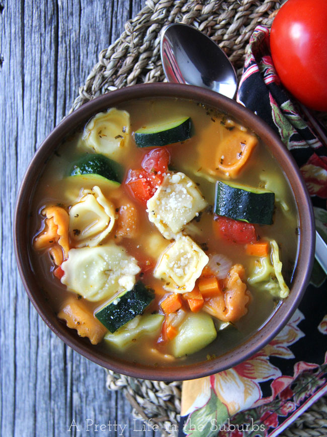 Tortellini-Vegetable-Soup-2A-Pretty-Life