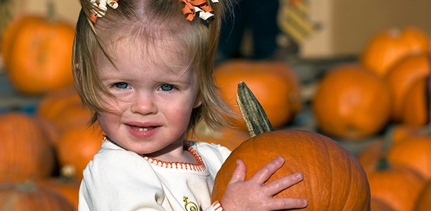 halloween-pumpkin-girl-612x300