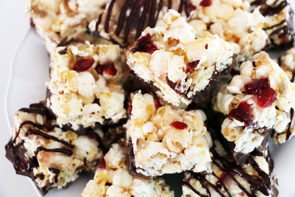 Christmas-popcorn-bars