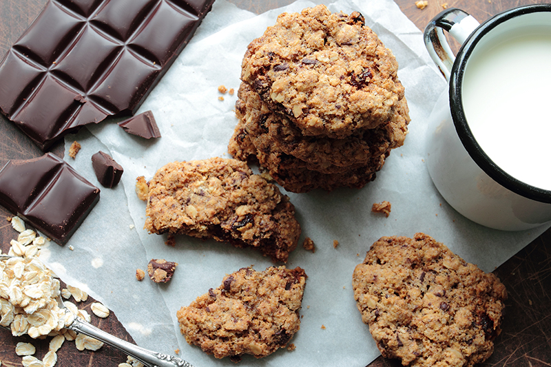 oatmeal raisin homemade cookies