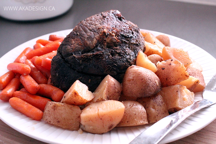 SLOW-COOKER-ROAST-BEEF-DINNER-2