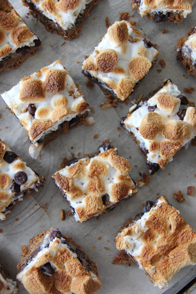 Smore-Magic-Cookie-Bars-2A-Pretty-Life