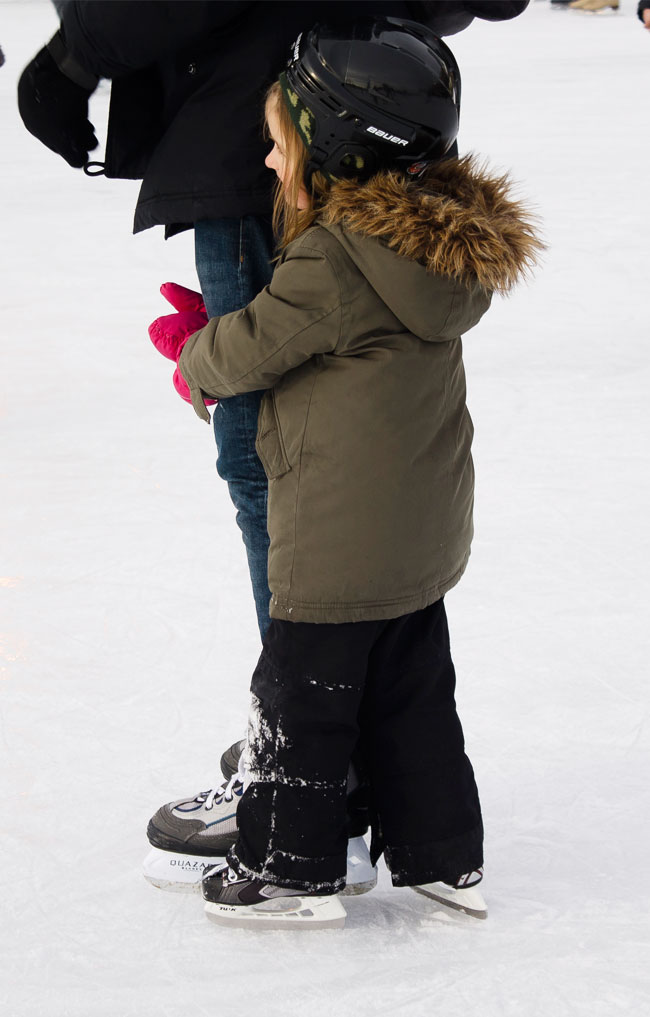 famly-skating3 famly-skating3