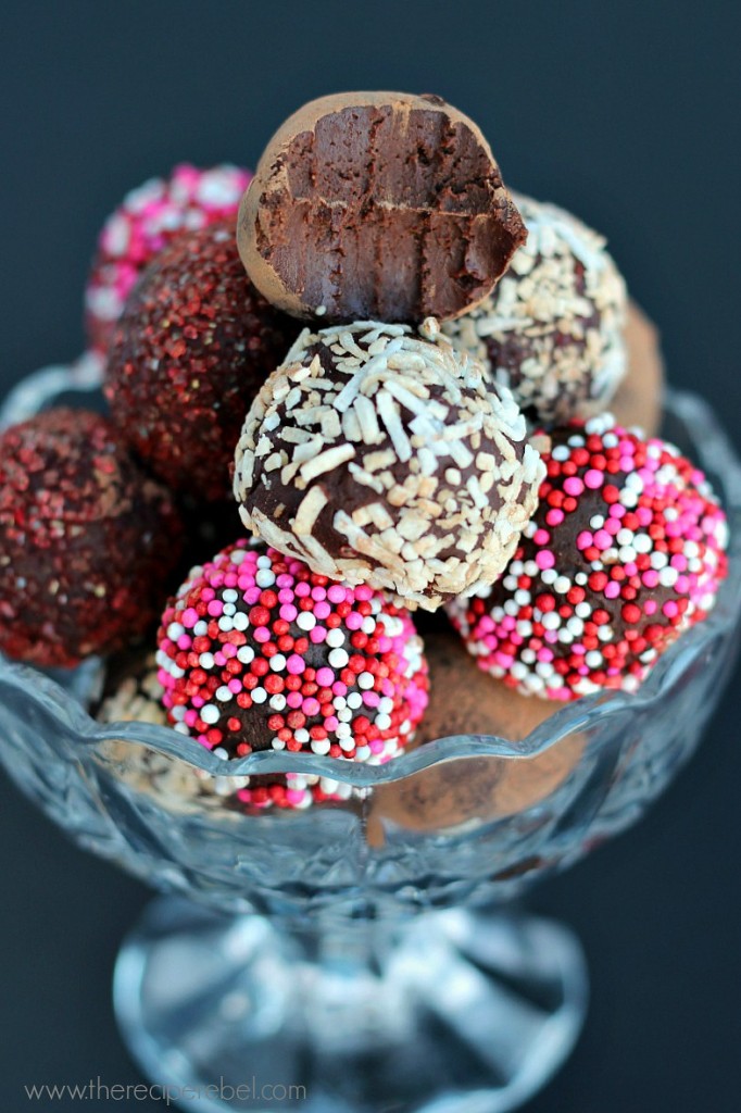 Lentil-Chocolate-Truffles-www.thereciperebel.com-5 Lentil-Chocolate-Truffles-www.thereciperebel.com-5