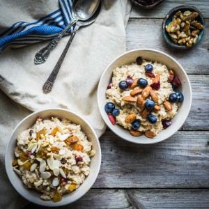 recipegeek-food_talk-7_ways_to_top_your_oatmeal
