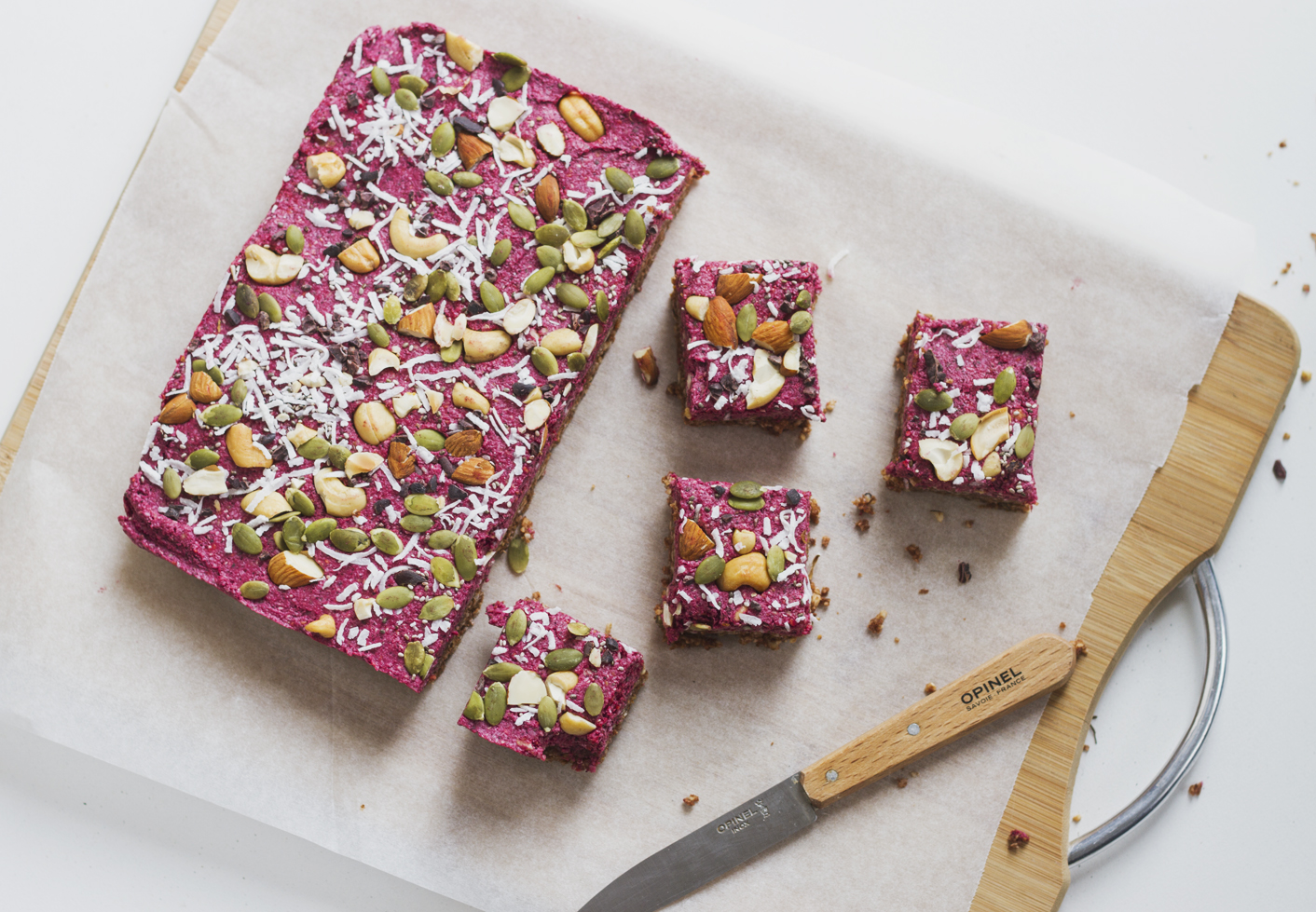 Best Homemade Protein Bars - Pheebs-Foods_Chocolate-Berry-Superfoods