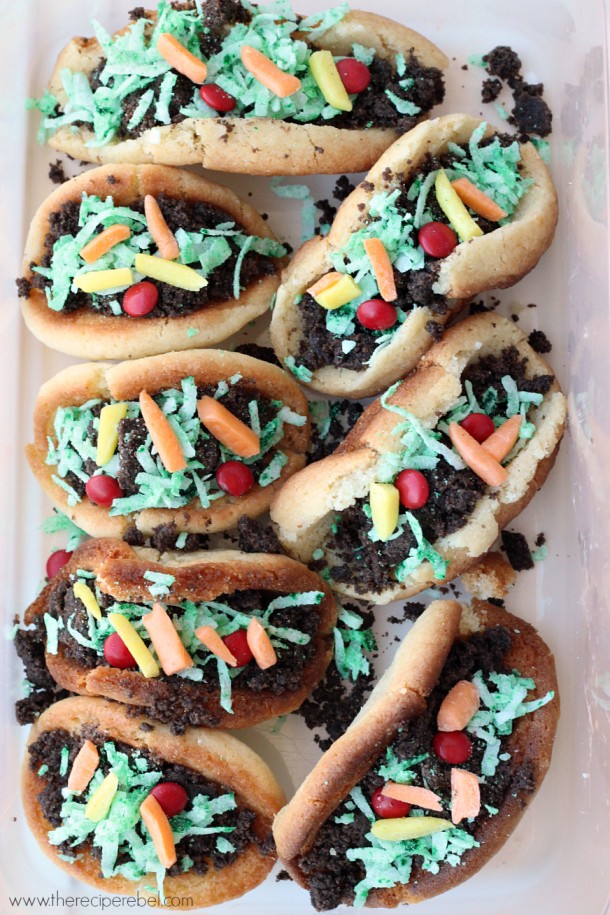 Cookie-Tacos-www.thereciperebel.com-5-610x915