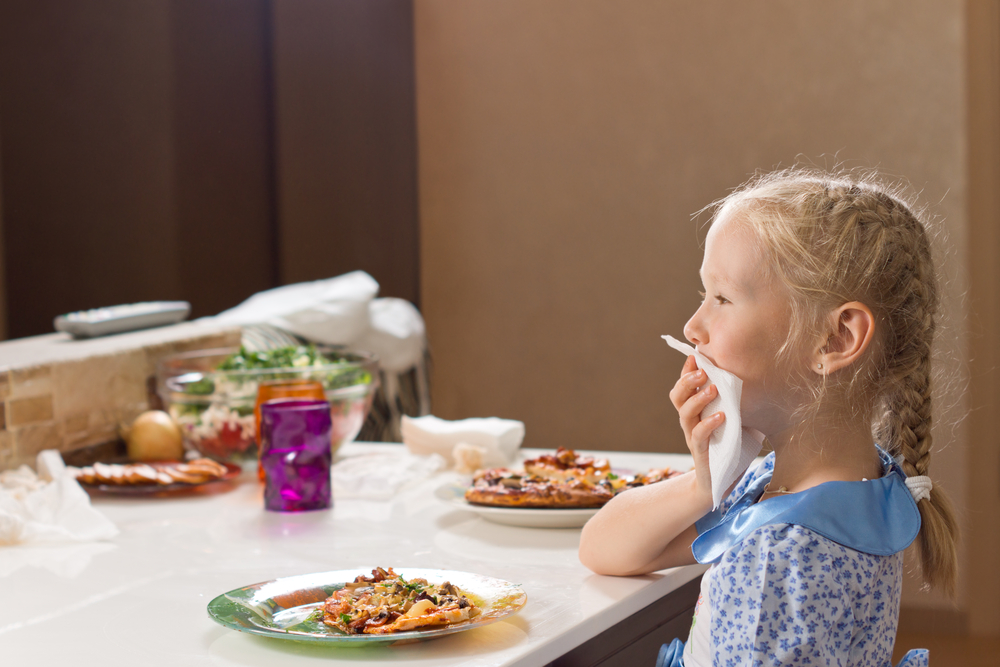 7 Essential Table Manners for Kids - SavvyMom