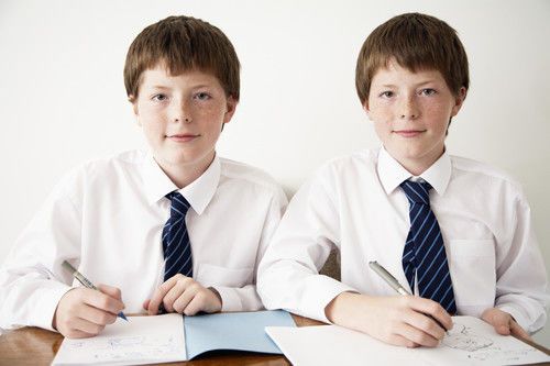 twins-at-school twins-at-school