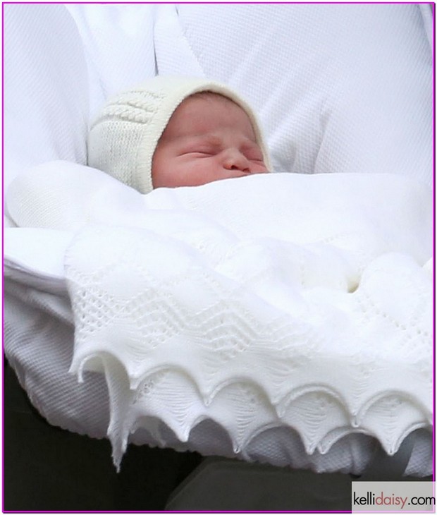 51728488 The Duke and Duchess of Cambridge outside St Mary's hospital with their new born baby girl in London, UK on May 2, 2015. The Duke and Duchess of Cambridge outside St Mary's hospital with their new born baby girl in London, UK on May 2, 2015.

Pictured: General Views FameFlynet, Inc - Beverly Hills, CA, USA - +1 (818) 307-4813 RESTRICTIONS APPLY: USA ONLY