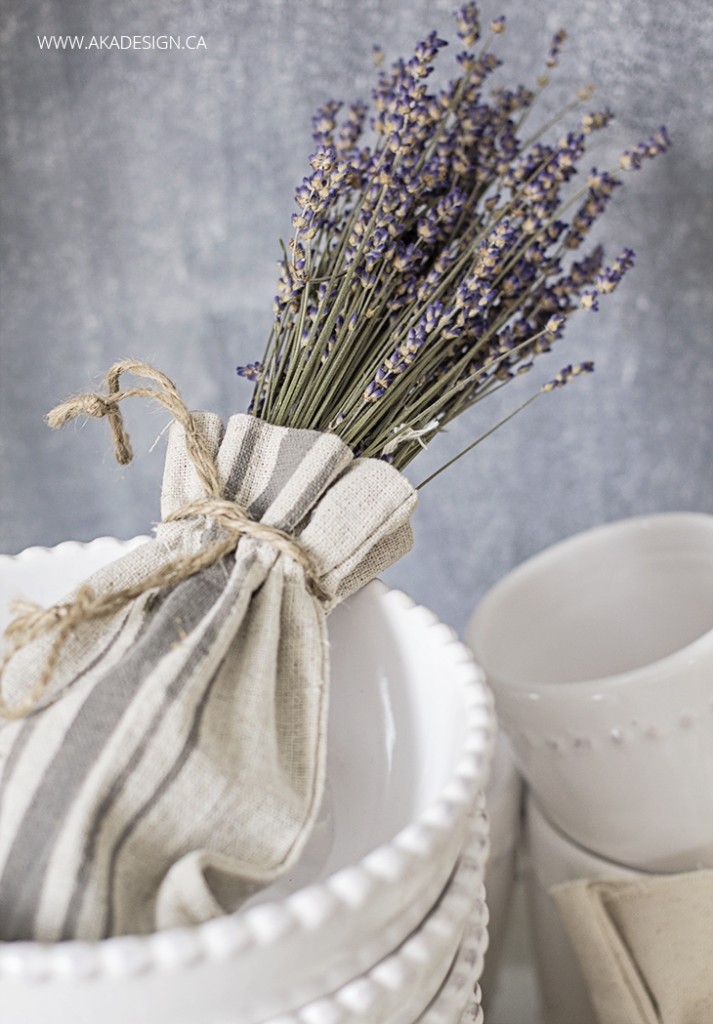 dried-lavender-in-a-grainsack-striped-canvas-drawstring-bag