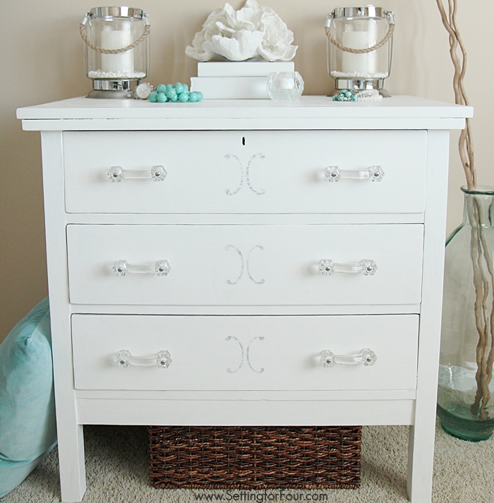 painted-dresser-chalky-finish-paint