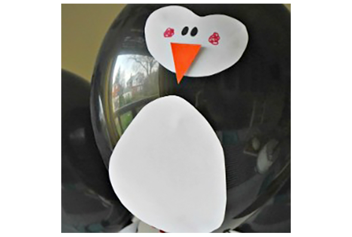 DIY Penguin Balloon