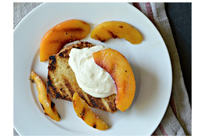 When time is short and you need a stellar dessert to serve to your friends and family, this grilled pound cake fits the bill perfectly. Feel free to use your favourite store-bought cake and serve it with fresh seasonal fruit and whipped cream. The result is instantly satisfying and impressive.