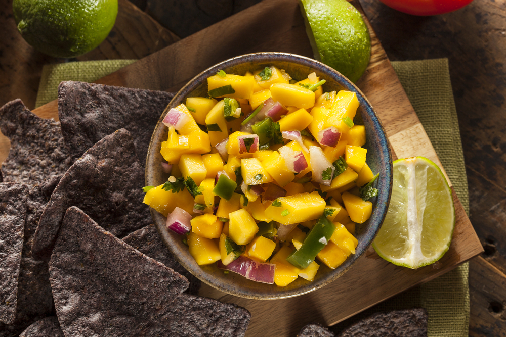 mango salsa, Mexican recipe, quick and easy appetizer recipe