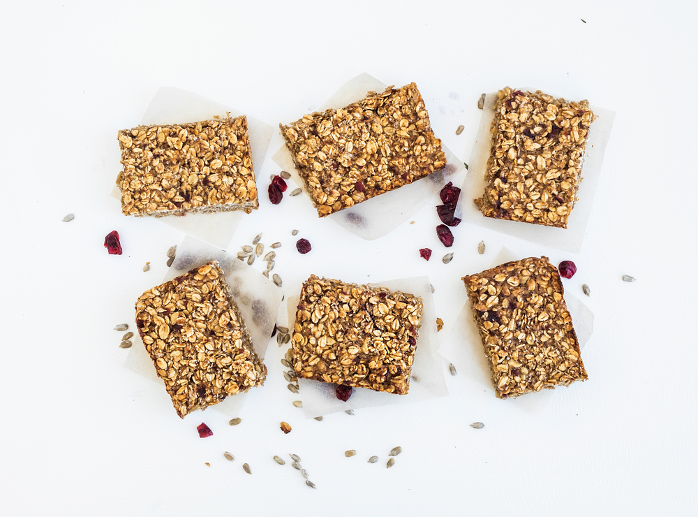 Healthy homemade oat and dried fruit granola bars