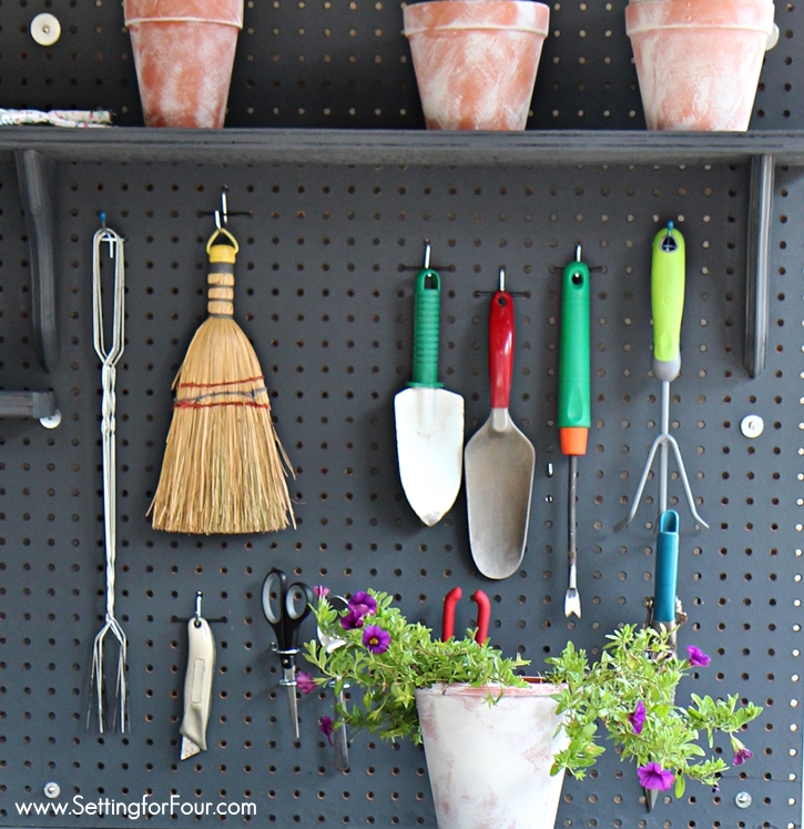 garden-tool-organization