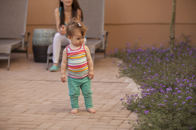 toddler_in_backyard