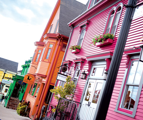 Lunenburg-colours Lunenburg-colours