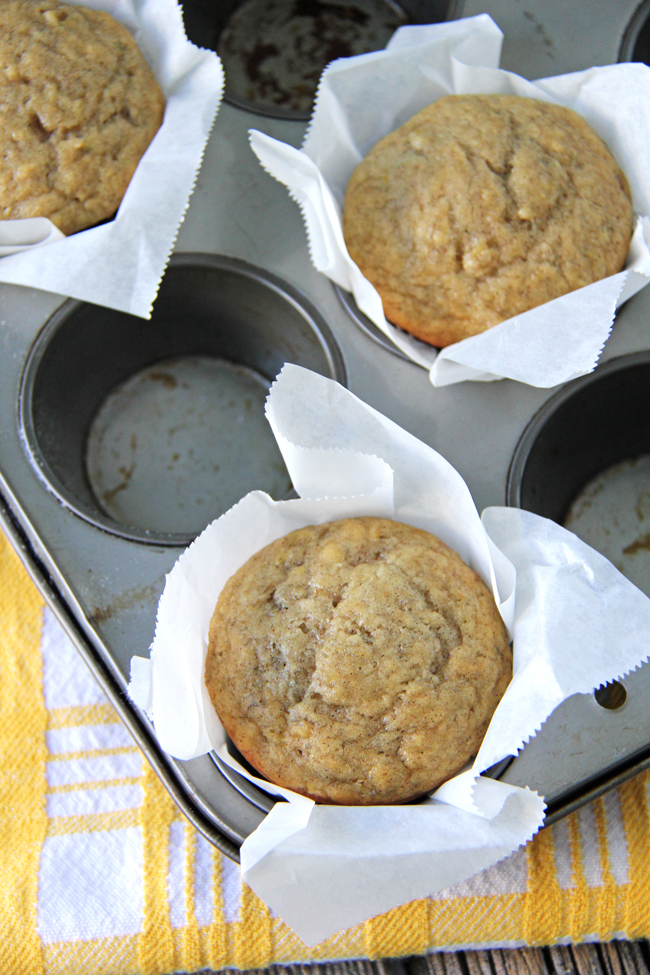 The-Easiest-Banana-Muffin-Recipe-2