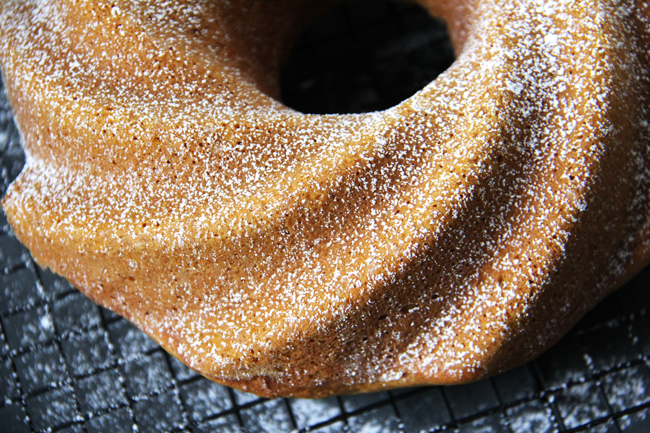 Pumpkin-Bundt-Cake-5A-Pretty-Life