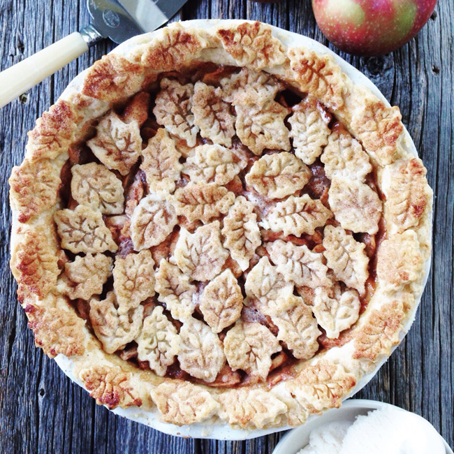The-Easiest-Apple-Pie-A-Pretty-Life The-Easiest-Apple-Pie-A-Pretty-Life