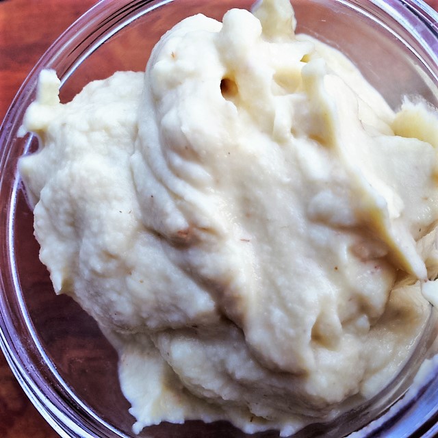 cauliflower-alfredo-sauce-2 cauliflower-alfredo-sauce-2