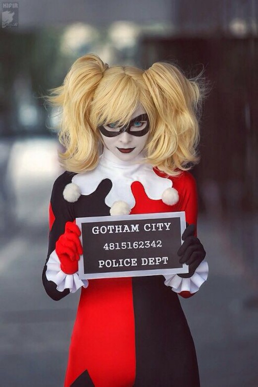 Batman-Arkham-Asylum-Harley-Quinn-Cosplay-Harley-Quinn-Thigh-High-costume-set-521x780