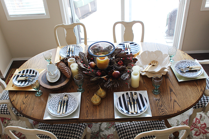 Thanksgiving-Table