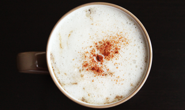 homemade-vegan-gingerbread-latte