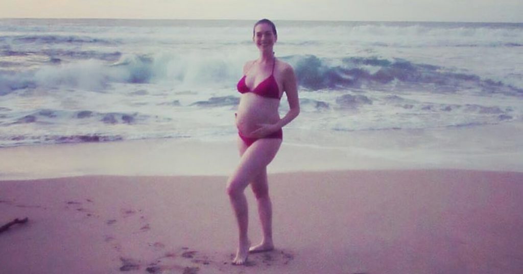 anne-hathaway-bikini-zoom-cee24d95-0ec7-45ba-aa51-0396391f6e22 Anne Hathaway bikini photo