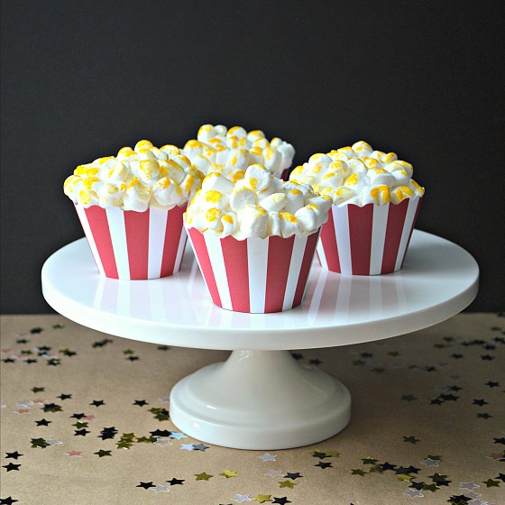 Box of Popcorn Cupcakes - 560x560