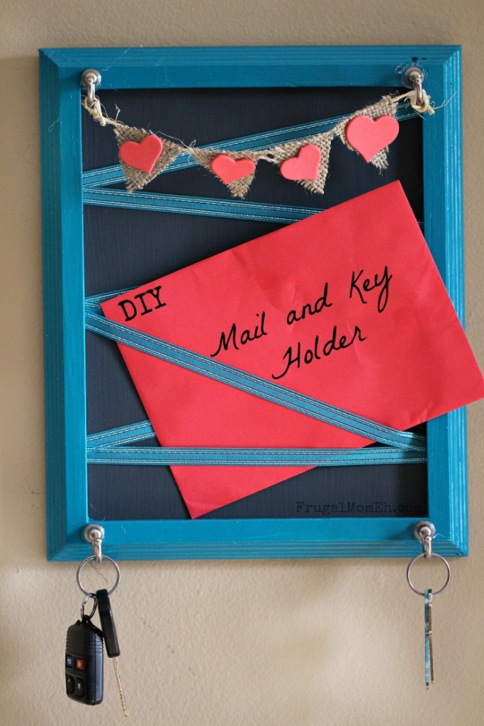 DIY-Mail-and-Key-Holder-e1454307599857