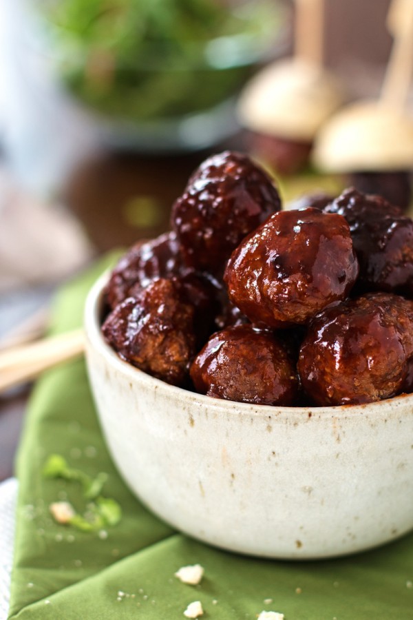 Sticky-BBQ-Slow-Cooker-Meatballs-Recipe-1-600x900-1 Sticky-BBQ-Slow-Cooker-Meatballs-Recipe-1-600x900-1