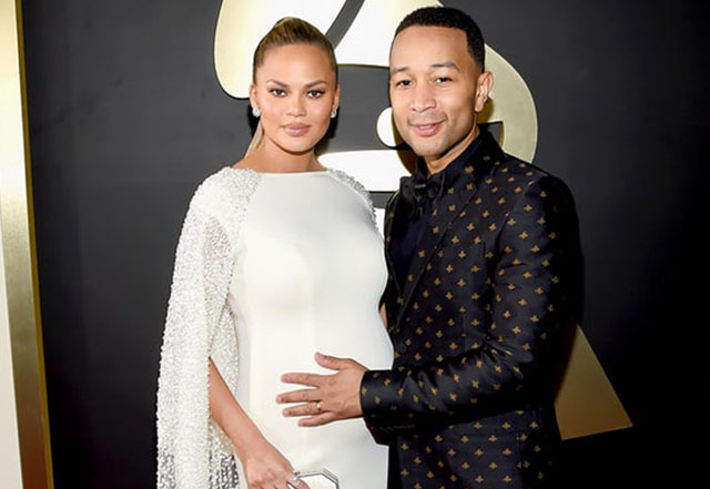 chrissy_teigen_john_legend_grammys_2016_0 chrissy_teigen_john_legend_grammys_2016_0