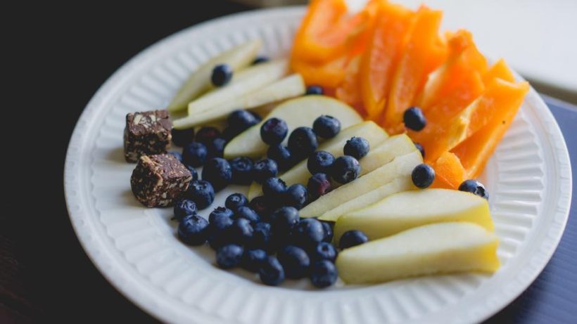 fruit-plate_925x fruit-plate_925x