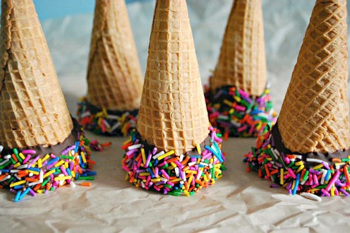 Chocolate_Dipped_Ice_Cream_Cones