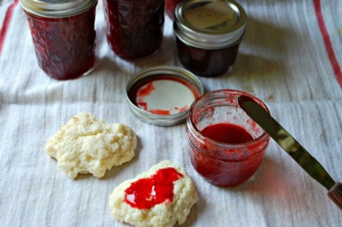 Honey_Strawberry_Jam_496