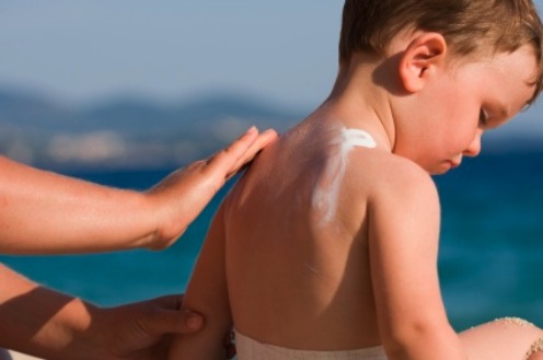 boy_and_sunscreen