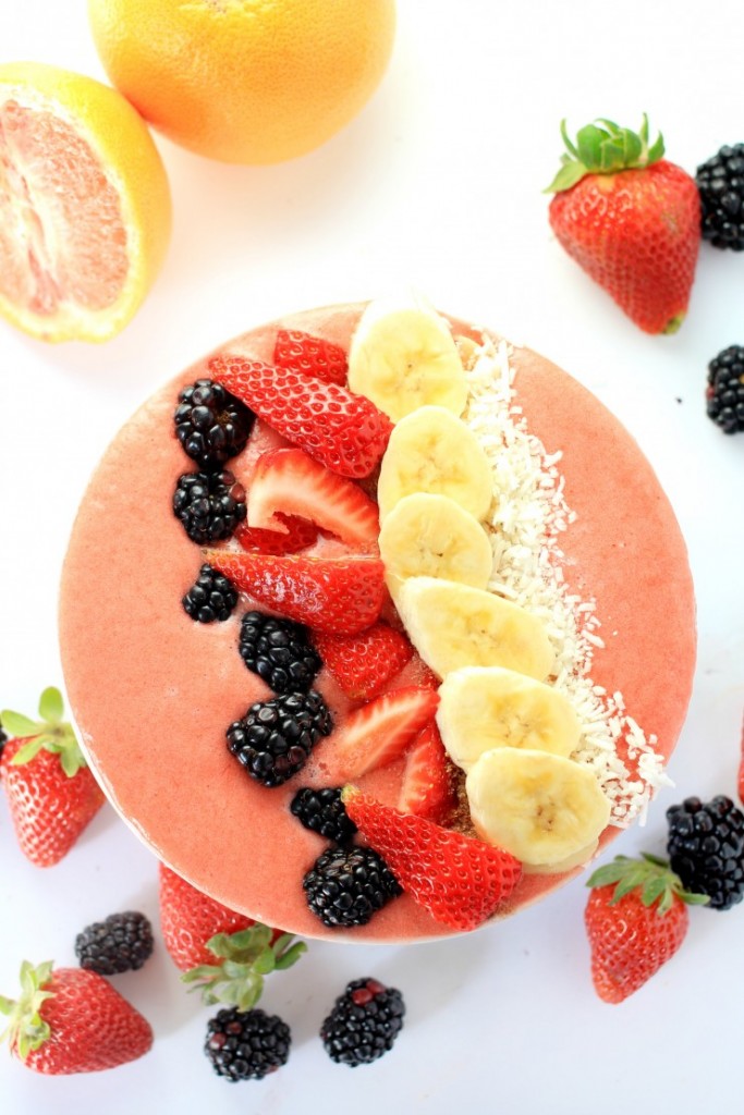 grapefruit-breakfast-smoothie-bowl-2