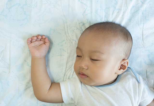 how_much_sleep_does_your_baby_actually_need_0 how_much_sleep_does_your_baby_actually_need_0