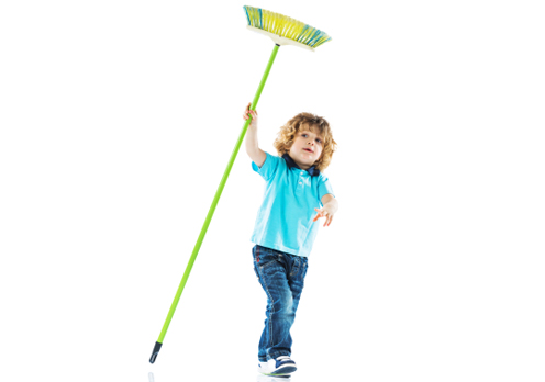 kidwithbroom