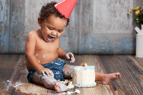 Why Smash Cakes are Making a Buzz for First Birthday Celebrations?