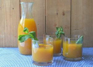 Iced Mango Green Tea Recipe - SavvyMom